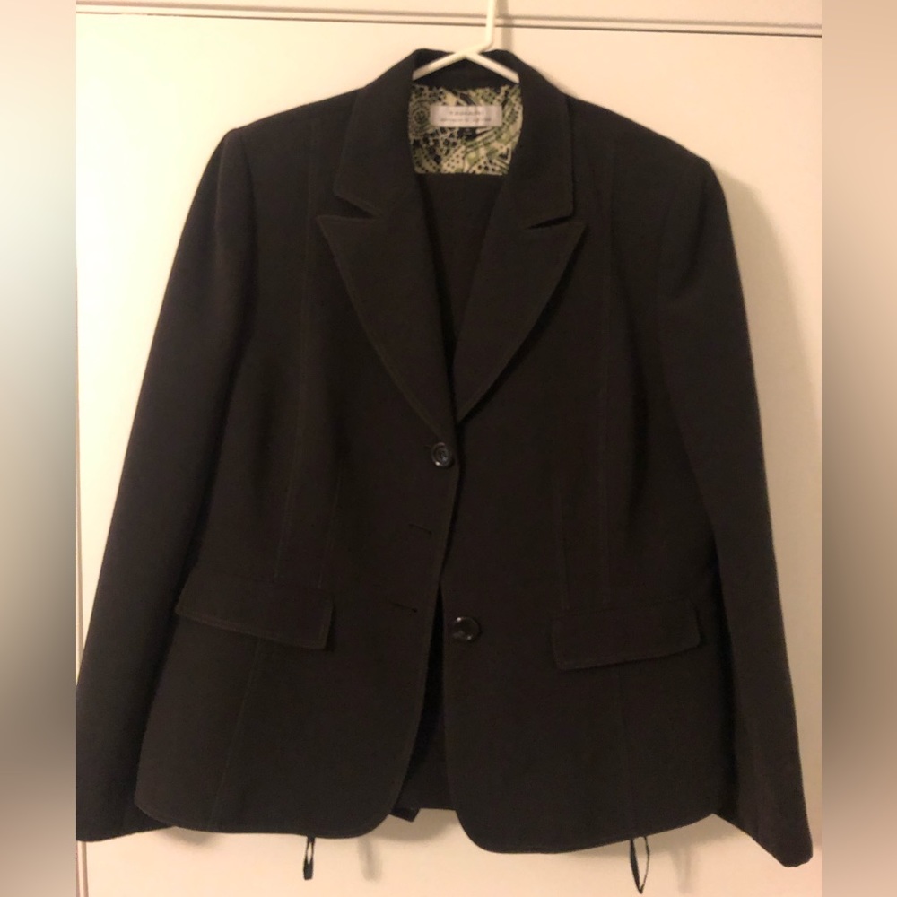 Tahari black pant suit two piece